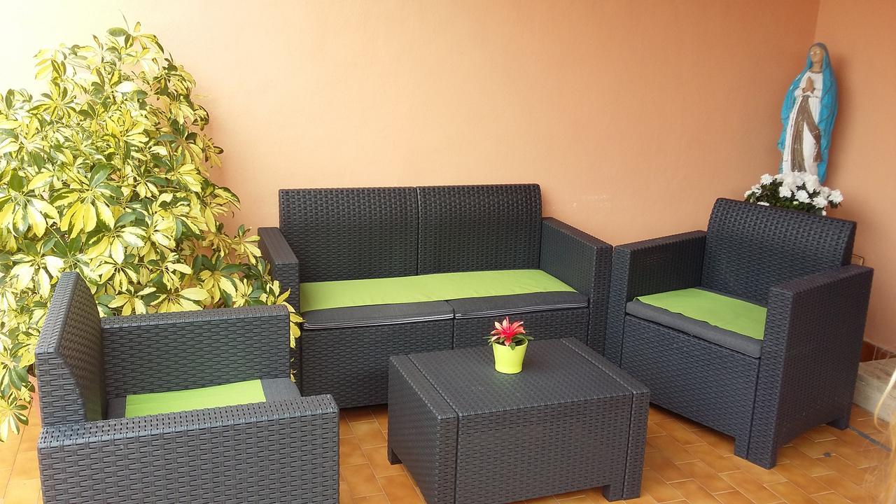 B&B Fiumicino Airport Resort Bagian luar foto