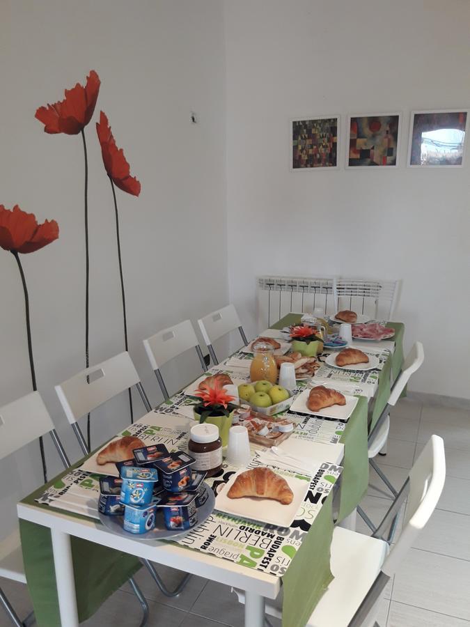 B&B Fiumicino Airport Resort Bagian luar foto