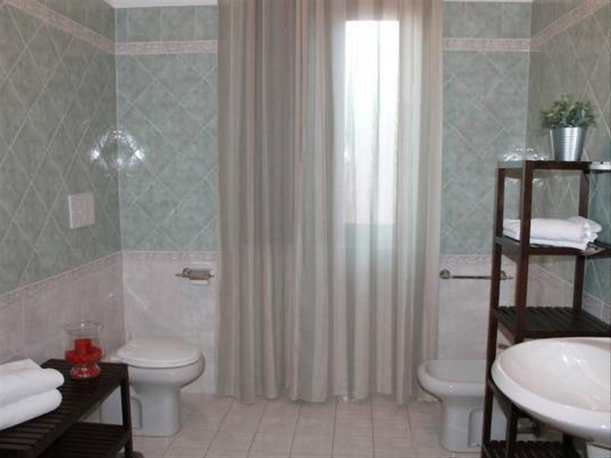 B&B Fiumicino Airport Resort Bagian luar foto